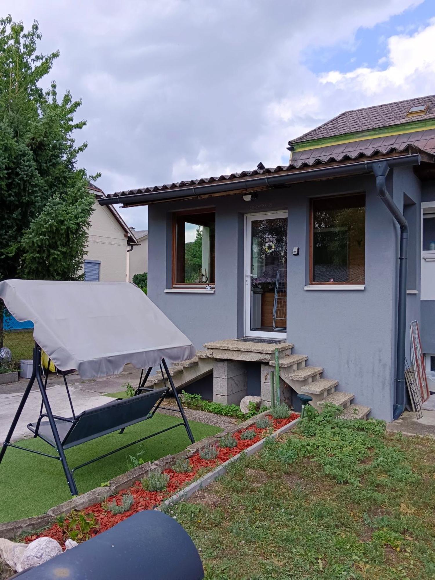 ザンクト・ペルテンEinfamilienhaus In Ruhiger Lageアパートメント エクステリア 写真